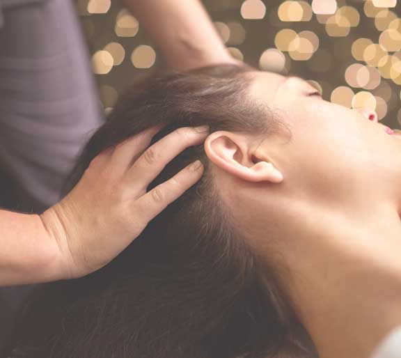 holistic-scalp-massage